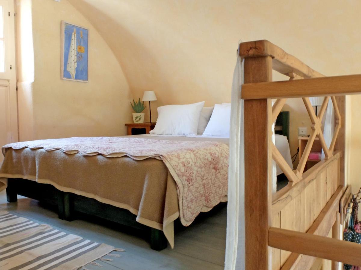 To The Garden Guest House Angairiá Екстериор снимка