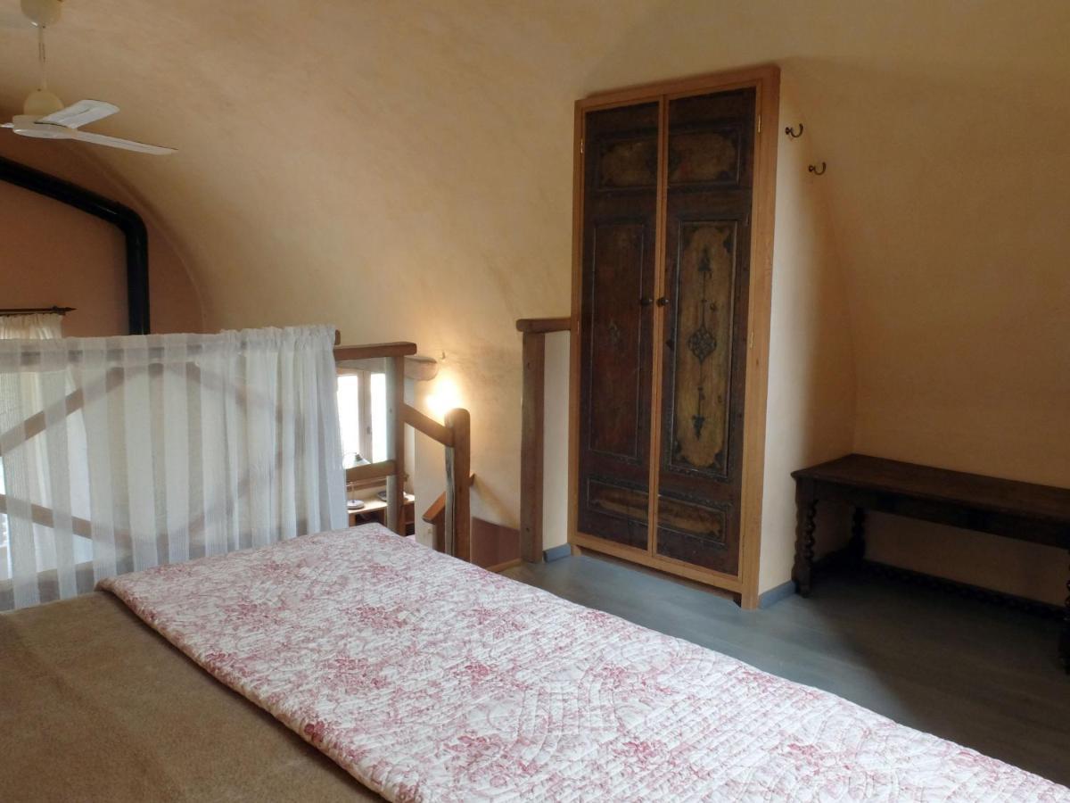 To The Garden Guest House Angairiá Екстериор снимка